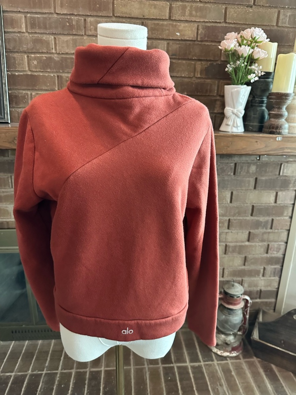 ALO Yoga Funnel Neck Sweater in Rust